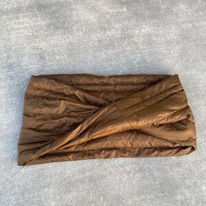 Nau goose down infinity twist scarf O/S excellent condition!